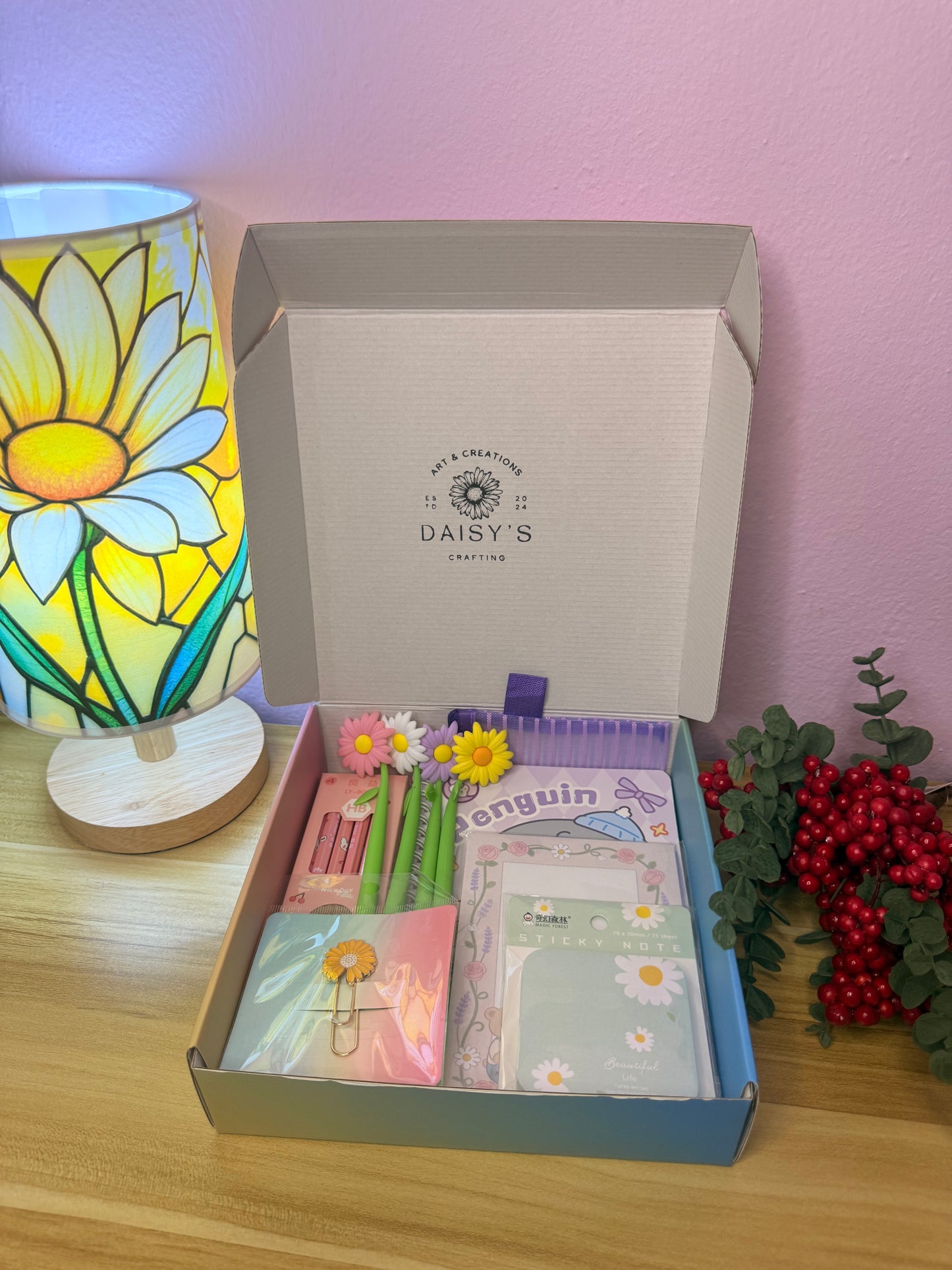 Daisy’s Medium Stationery Bundle