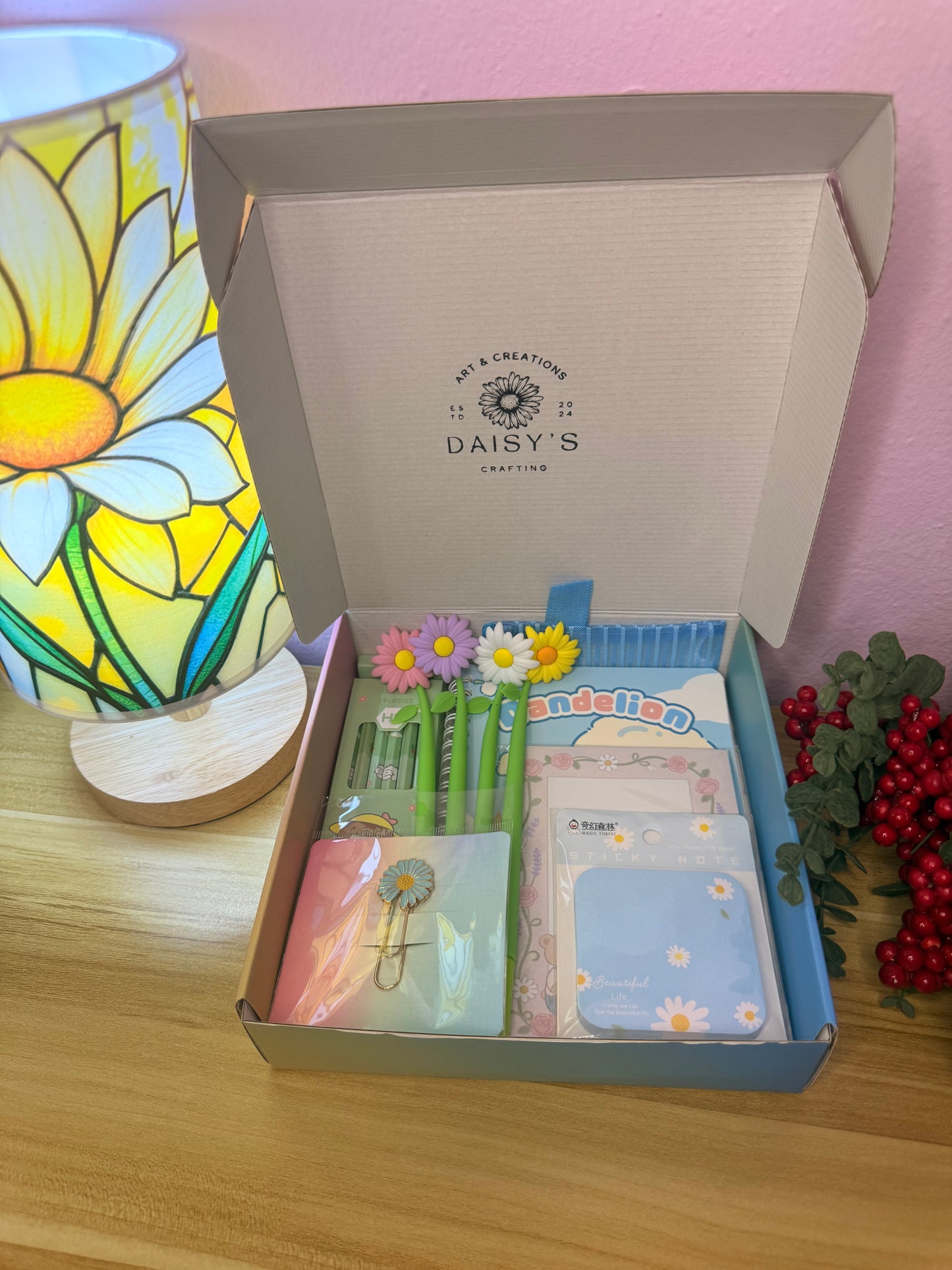 Daisy’s Medium Stationery Bundle