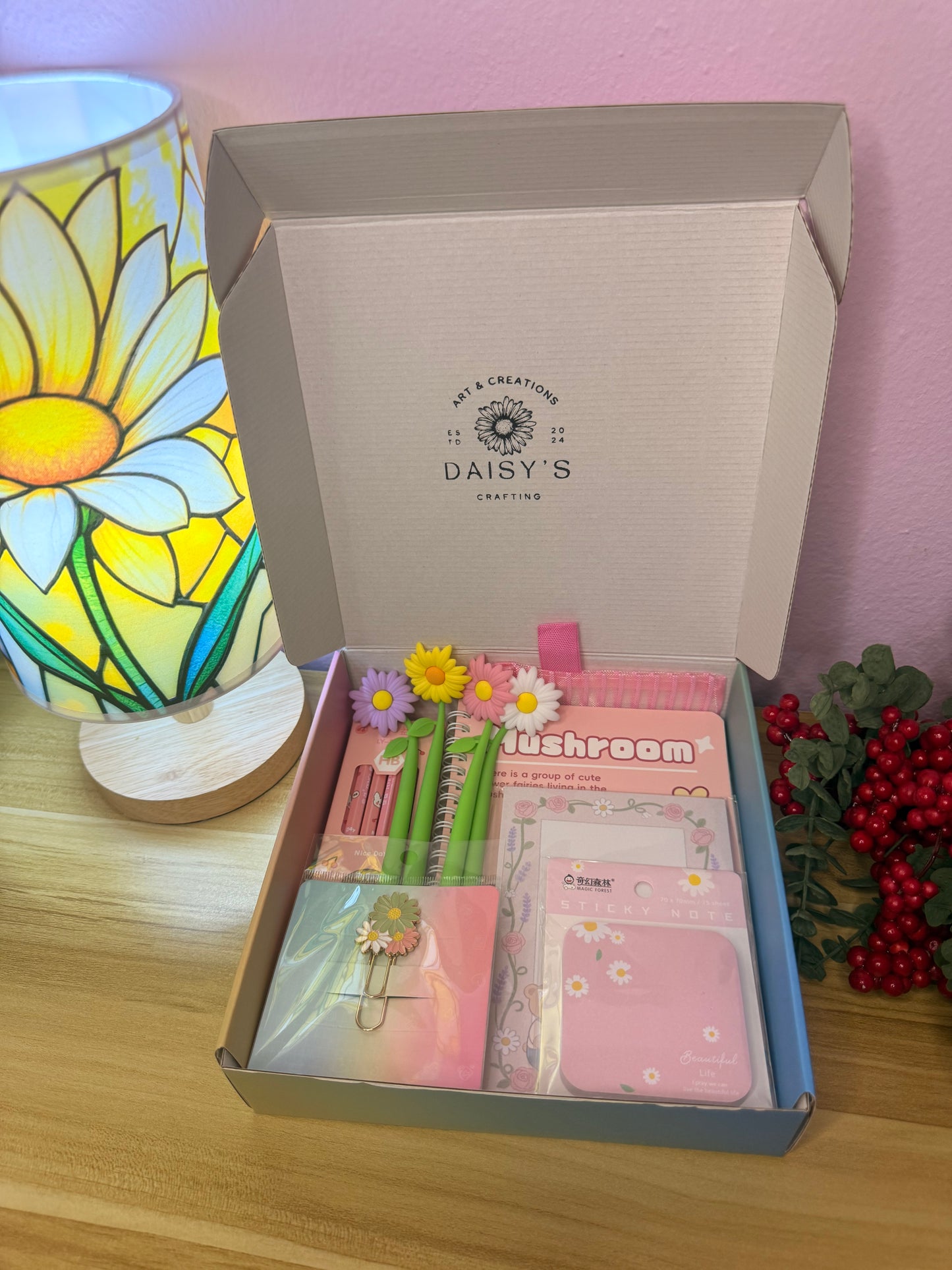 Daisy’s Medium Stationery Bundle
