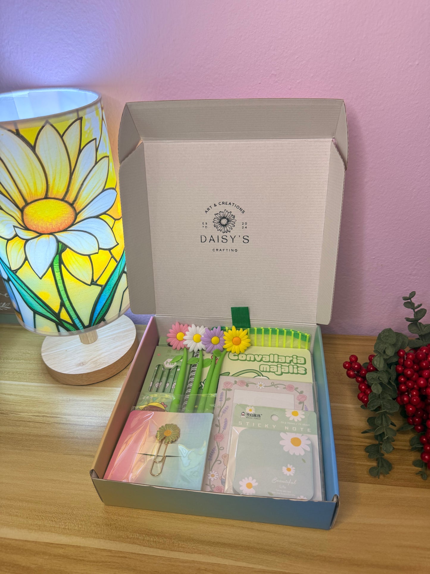 Daisy’s Medium Stationery Bundle