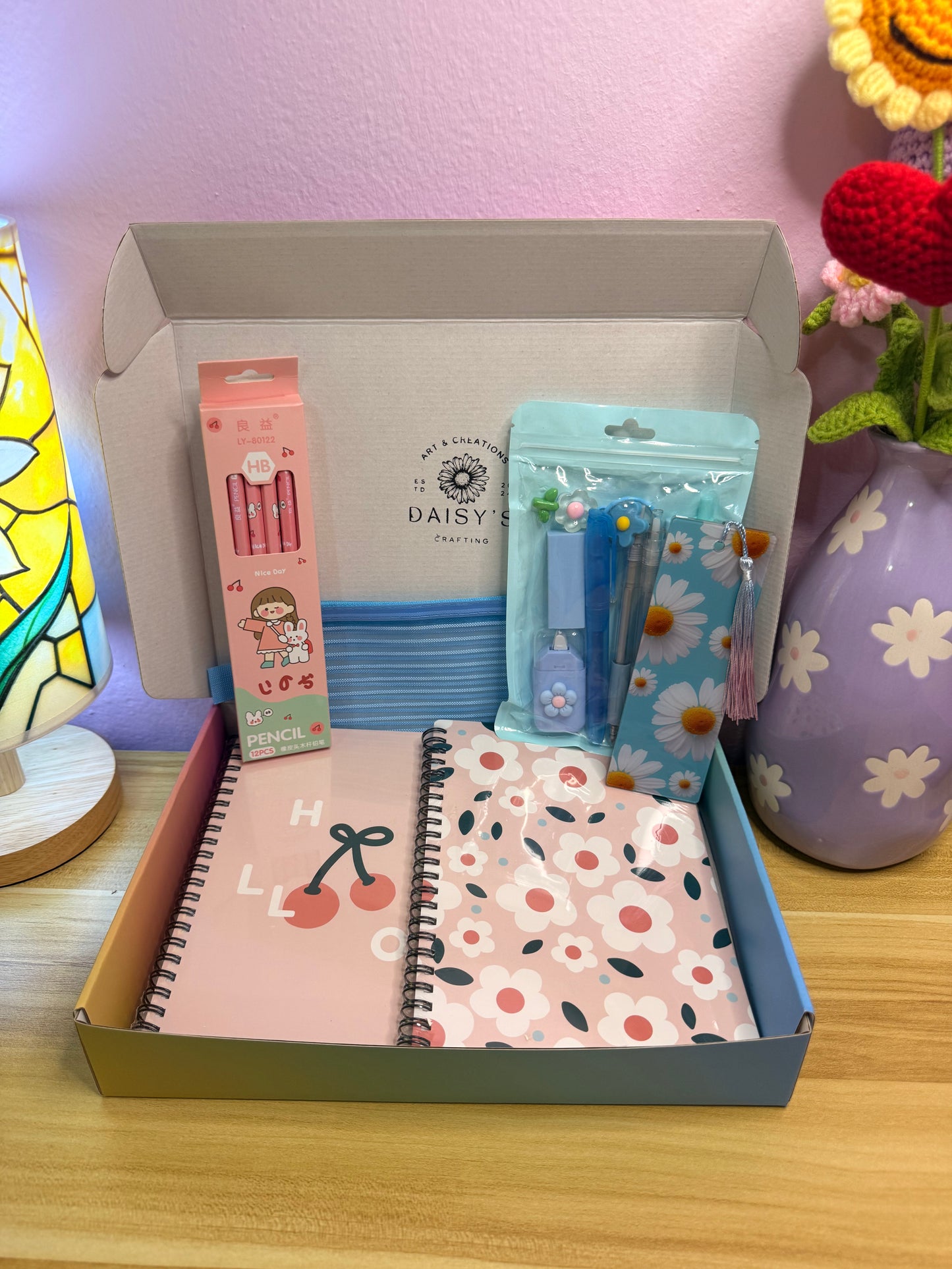 🌸 Daisy’s Stationery Gift Box 🌸