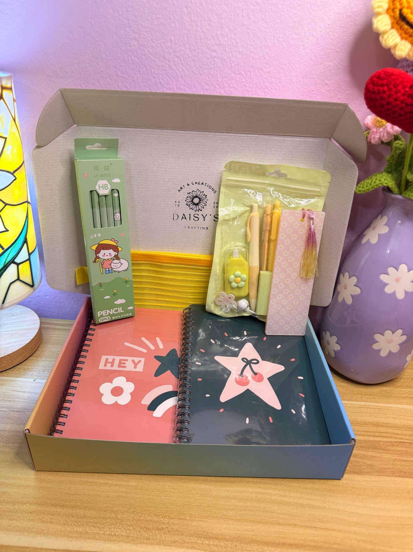 🌸 Daisy’s Stationery Gift Box 🌸