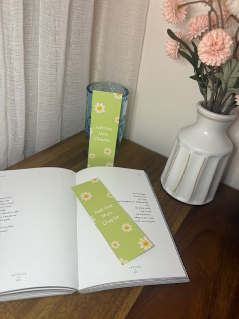 One More Chapter – Green Daisy Bookmark